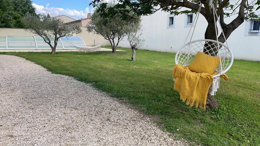 Appartement de vacances pour 2 personnes, avec piscine et jardin, animaux acceptés