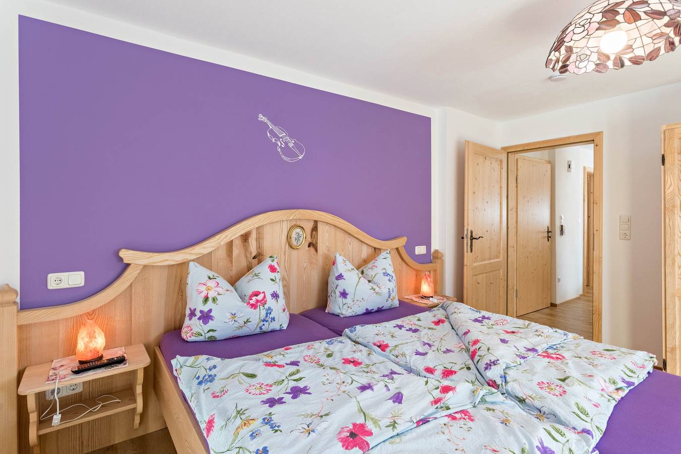 Apartamento inteiro, Apartamento 'Amethyst' perto do teleférico com vista para a montanha, Wi-Fi e varanda in Mittenwald, Alpes Bávaros