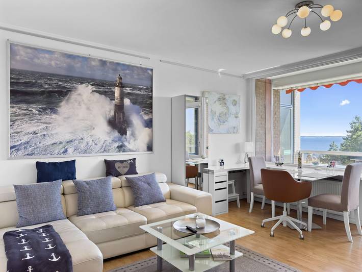 Ferienwohnung für 2 Personen, mit Balkon in der Lübecker Bucht