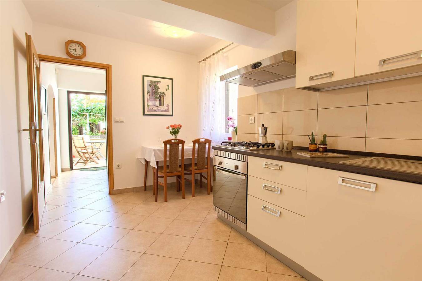 Ganze Wohnung, Apartment Ivy in Strandnähe in Vantacici, Krk