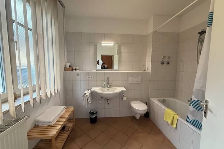Ganze Wohnung, Ferienwohnung beim Kloster Andechs am Ammersee in Andechs, Ammersee