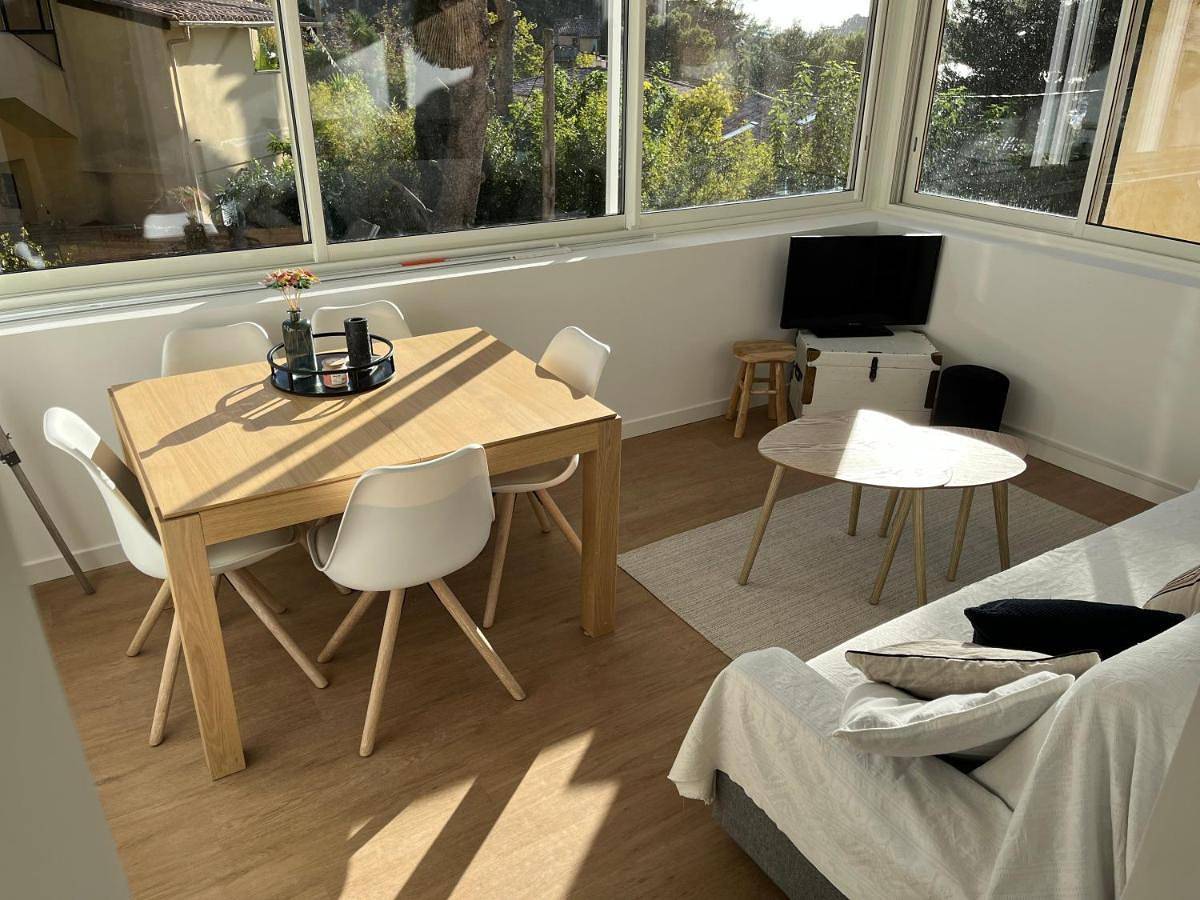 Two-Bedroom House in Ensuès-la-Redonne, Côte méditerranéenne (France)