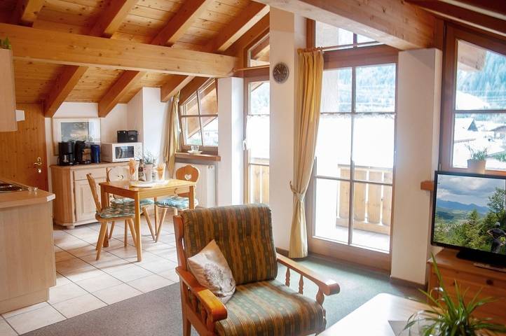 Ferienwohnung für 2 Personen, mit Balkon und Ausblick im Mittenwald - 3