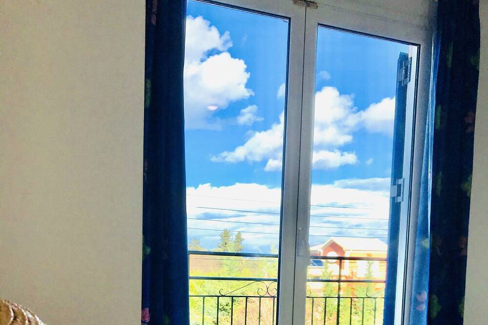 Ganze Wohnung, Banos Apartment 2 Schlafzimmer und Swimmingpool in Roda, Korfu