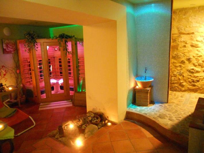 B&b per 4 persone, con Giardino e Sauna nonché Panorama a Bagni di Lucca