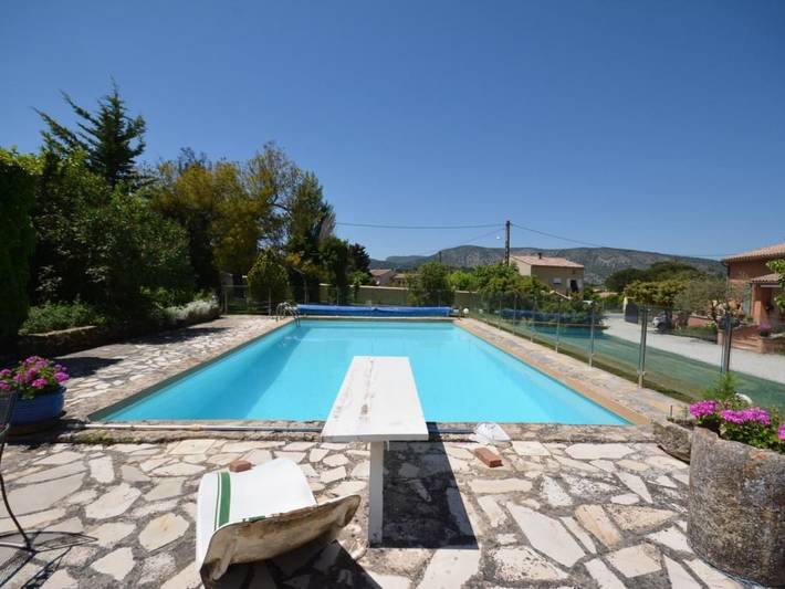 Gîte pour 4 personnes, avec piscine et terrasse, animaux acceptés à Malaucène - 2
