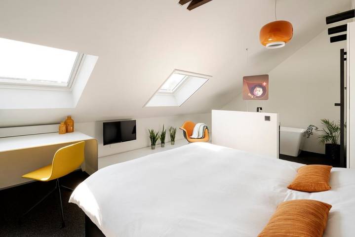 Location de vacances pour 2 personnes, avec jardin ainsi que jacuzzi et sauna à Opglabbeek - 2