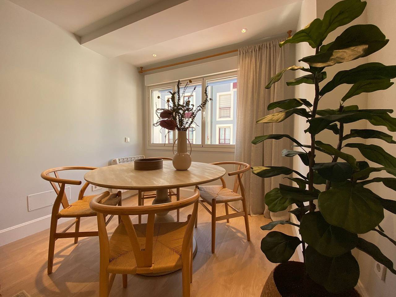 Entire apartment, Socaire Apartment in Ribadesella – Central, Renovated, Near the Beach in Ribadesella, Costa Verde (Spain)