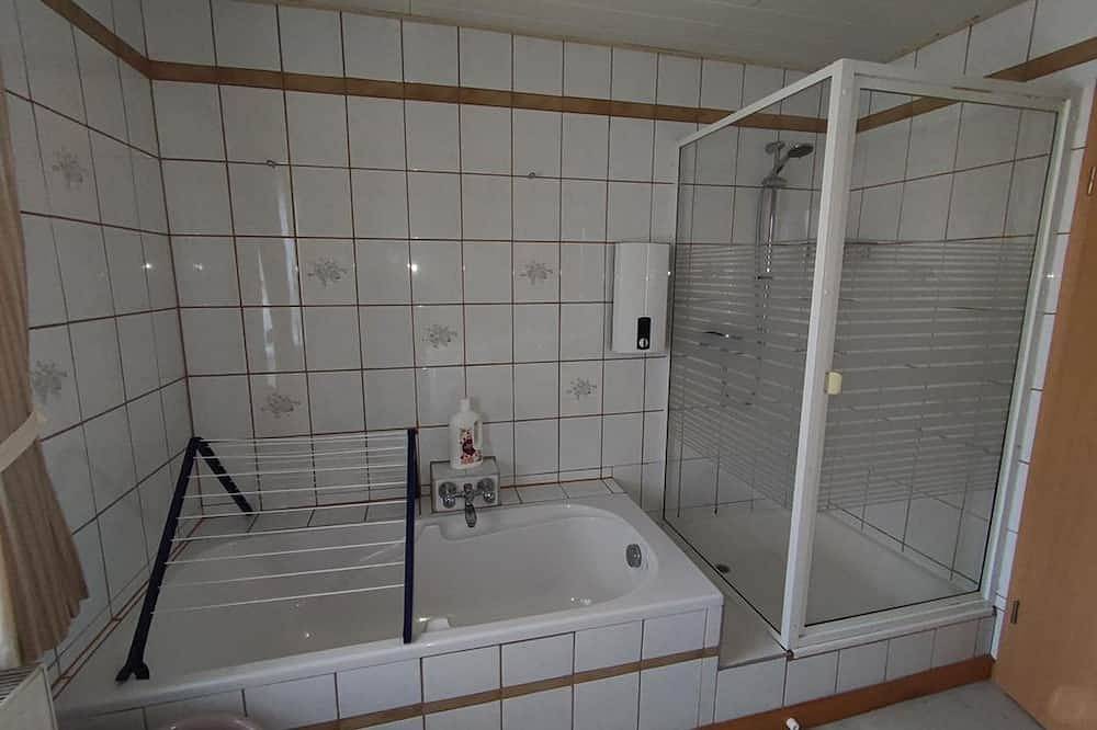 Ferienhaus Anna - Ferienhaus Anna-2 Bäder Du/Wanne- 4  Schlafzimmer in Thale, Harzvorland