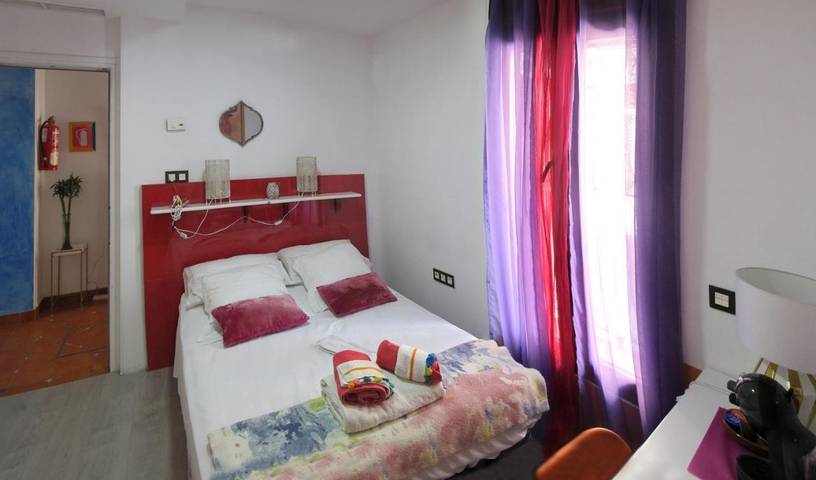 Chambre d’hôte pour 2 personnes, avec Balcon et Jacuzzi ainsi que Terrasse et Vue à Séville - 4