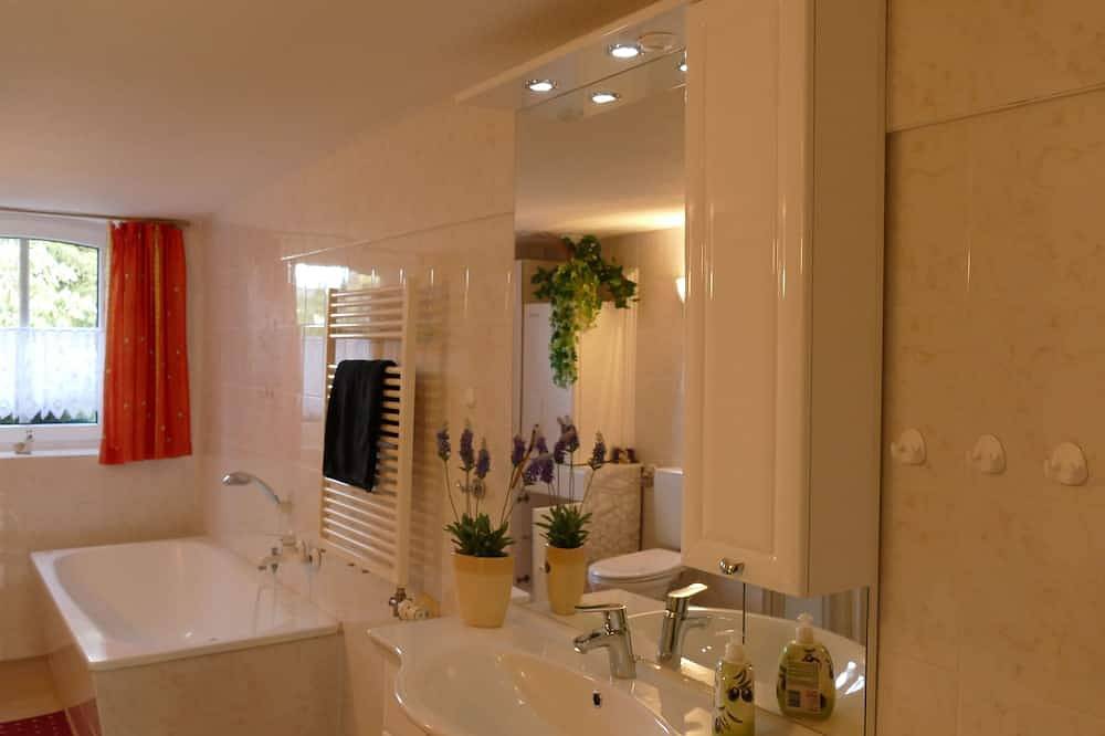 Ferienhaus Dieter Grabowski - Holiday home - 4 Sr, bath/Wc in Bad Saarow, Dahme-Seengebiet