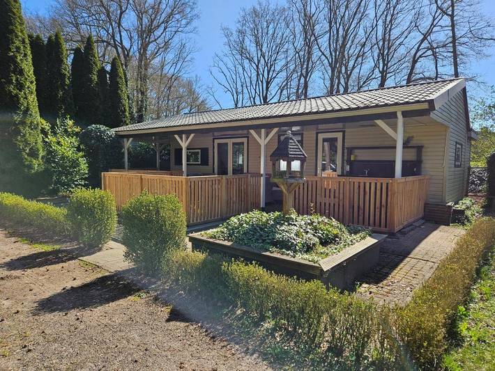 Vakantiewoning voor 7 personen, with Terras and Tuin as well as Kinderzwembad and Zwembad in Raalte