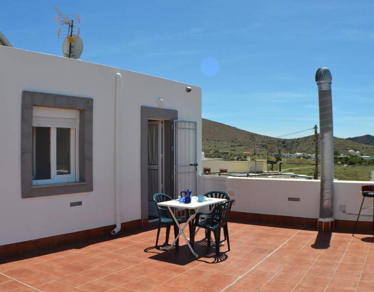 Finca 'Daniela 2' mit Meerblick, Wi-Fi und Klimaanlage in Pozo de los Frailes, Níjar