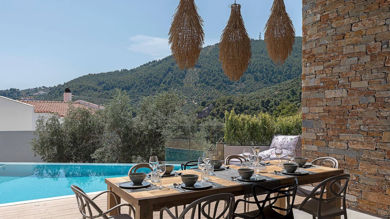 Super Luxury Skiathos Villa | Five-Bedroom Villa | Private Infinity Pool & Astounding Sea Views | Skiathos Town in Islas Espóradas