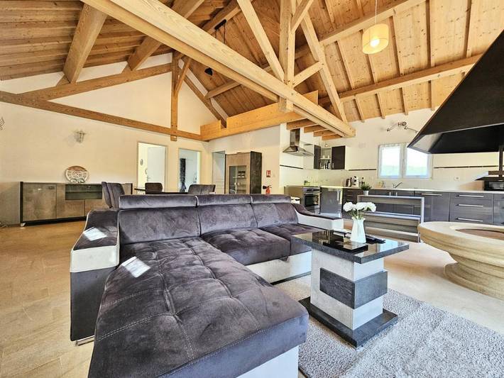 Location de vacances pour 6 personnes, avec jardin et vue dans Jezainville