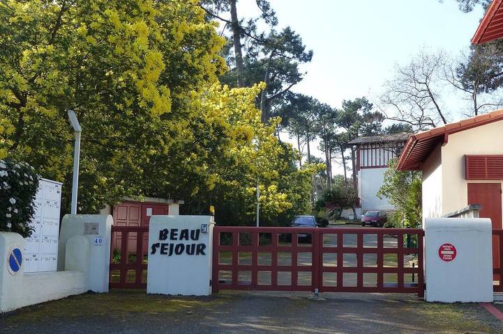 Location de vacances pour 4 personnes, avec Balcon et Jardin dans Le Moulleau