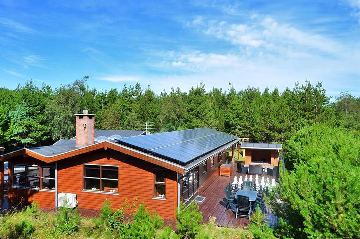 Ferienhaus für 10 Personen, mit Whirlpool und Sauna sowie Terrasse in Biikebrennen - 2