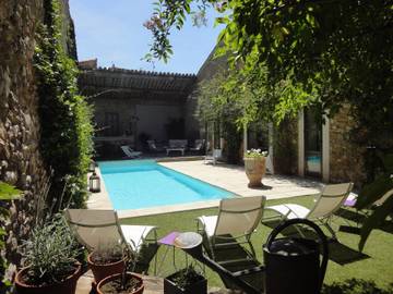 Gîte pour 8 personnes, avec jardin et terrasse à Pouzols-Minervois