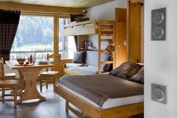 Gîte pour 4 personnes, avec vue ainsi que sauna et balcon, animaux acceptés dans Office de Tourisme du Grand Bornand