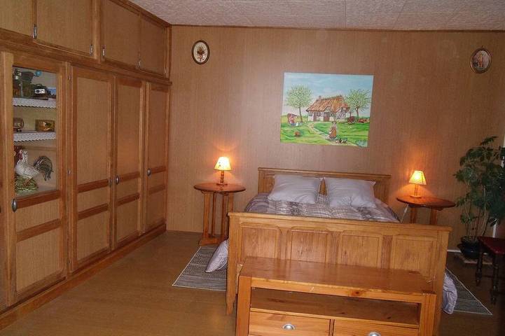 Location de vacances pour 4 personnes, avec balcon et jardin à Le Molay-Littry - 3