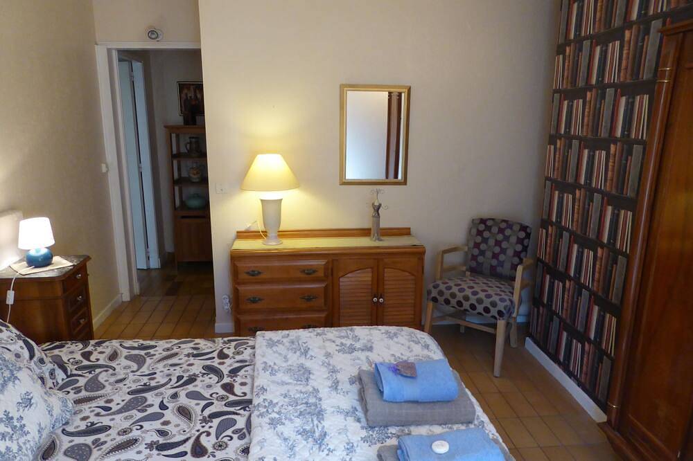 Le Mas-8 plazas, 4bdrm, 4bathrm Self-Catering granja en el corazón de la Provenza in Rognonas, Region de Arles