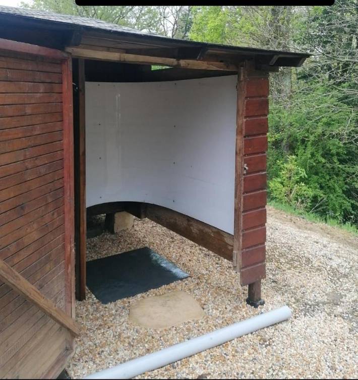 Gîte pour 4 personnes, avec jardin à Lanvallay - 2