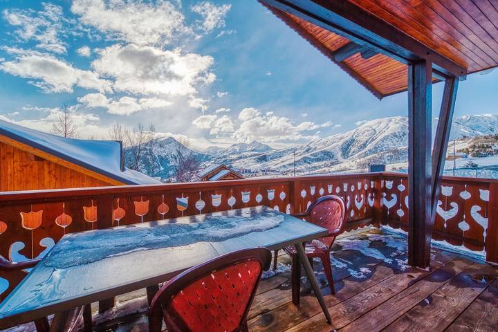 Gîte pour 6 personnes, avec terrasse et jardin dans La Toussuire - 4