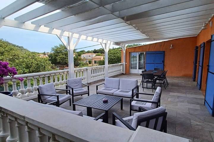 Villa pour 6 personnes, avec jacuzzi et jardin à Vidauban - 4