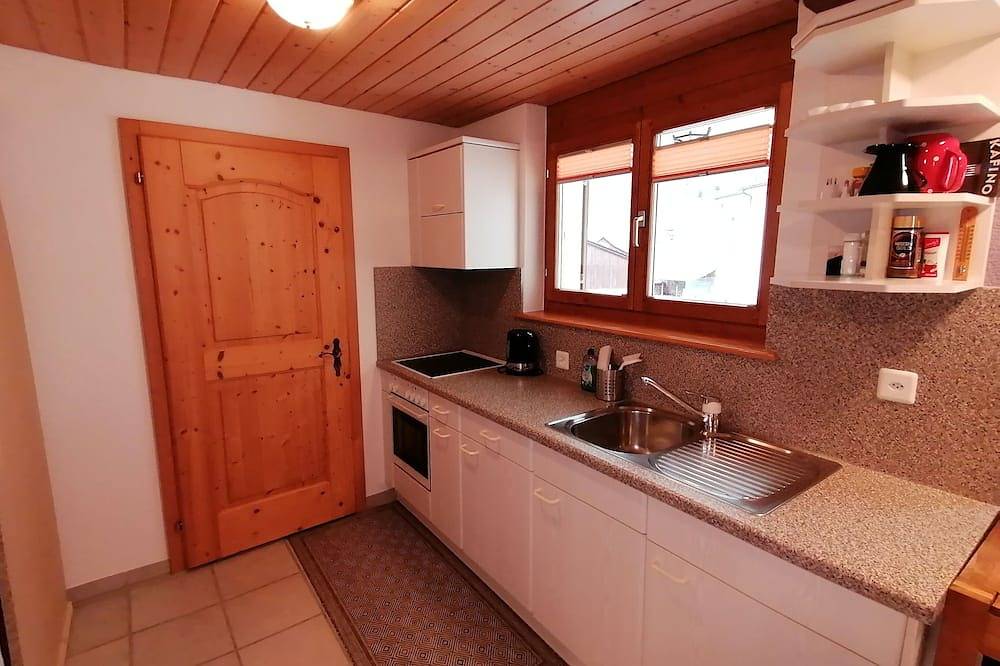 Ganze Wohnung, Ferienwohnung im Bergdorf in Vierwaldstättersee