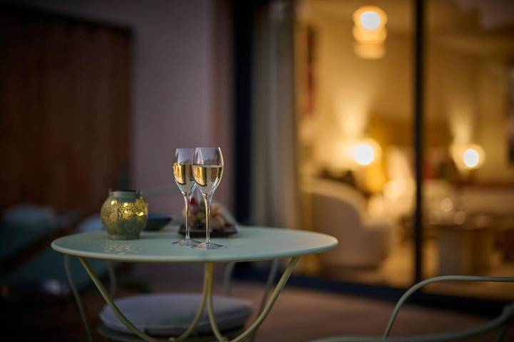 Hôtel pour 3 personnes, avec jardin et piscine, animaux acceptés à Mauzac-et-Grand-Castang - 4