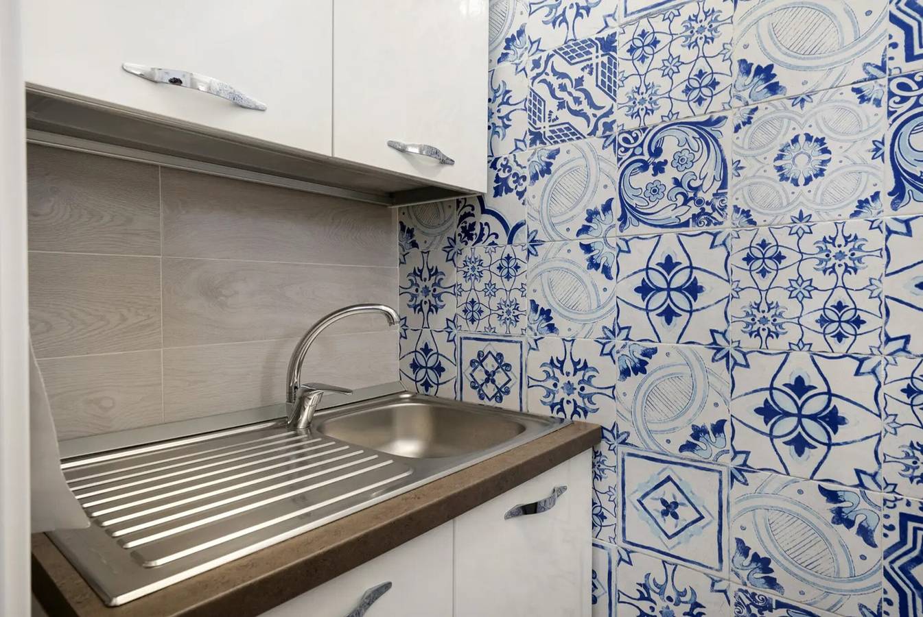 Apartamento entero, Apartamento 'Penisola Apartments' con terraza compartida, Wi-Fi y aire acondicionado. in Vico Equense, Provincia de Nápoles
