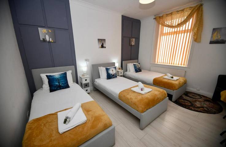 Apartment for 5 people, with pool in South Shields