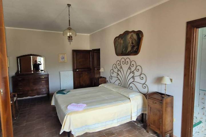 Fabulous Abruzzo Villa Sirente view in Castelvecchio Subequo, Regionalpark Sirente-Velino