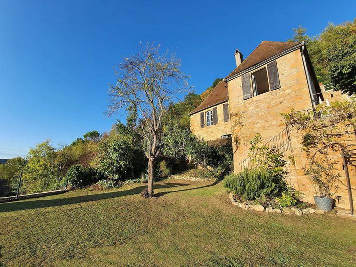 Gîte pour 6 personnes, avec jardin à Cénac-et-Saint-Julien - 3