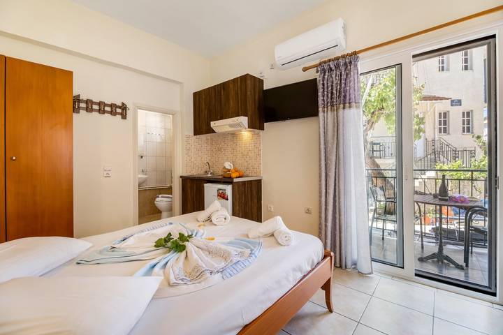 Entire studio, Nikiana Club Studio 6 with Mountain View & Wi-Fi in Nikiana, Alexandros
