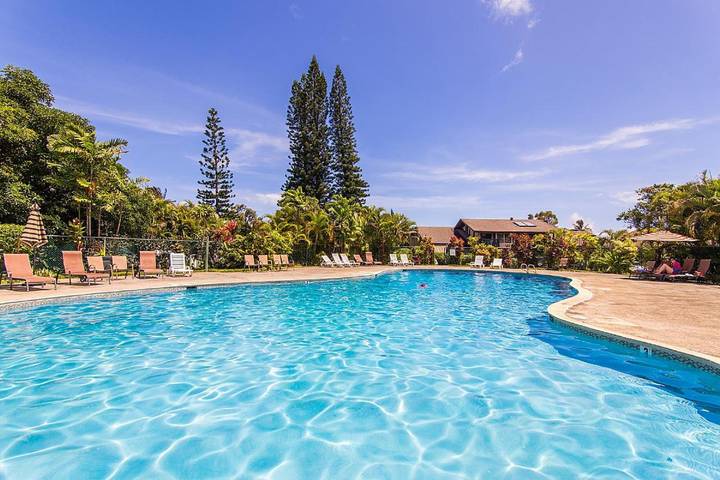 Bungalow für 6 Personen, mit Garten und Pool sowie Ausblick und Balkon auf Kauai
