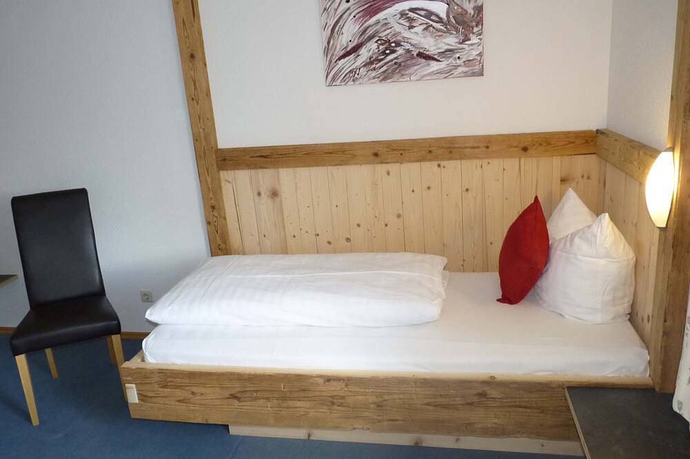 Ganze Wohnung, Einzelzimmer / Kleine Gade in Maierhöfen, Bayerisch Schwaben