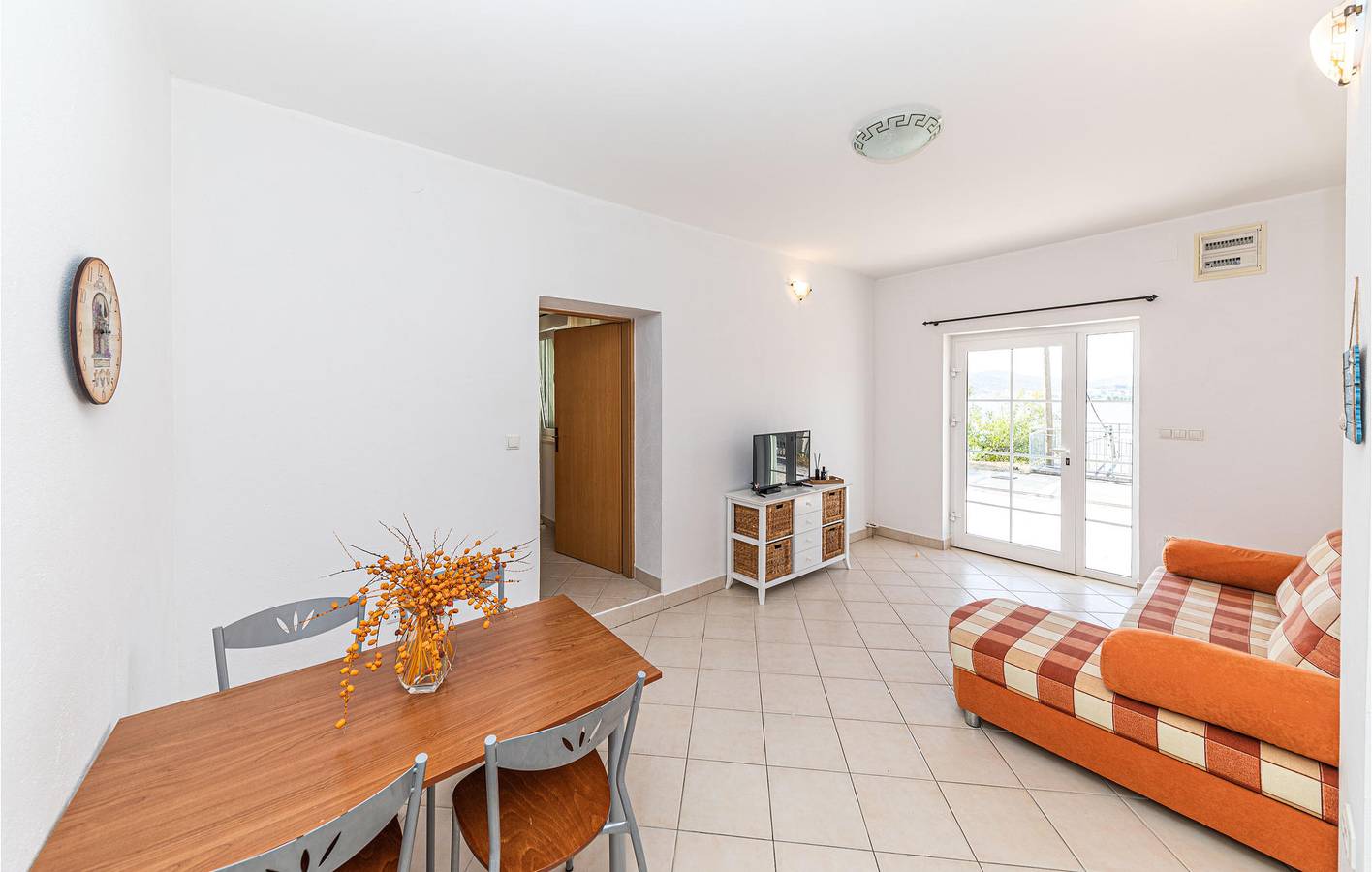 Geheel vakantieappartement, Vakantieappartement voor 4 personen met terras in Poljica, Split-Dalmatië