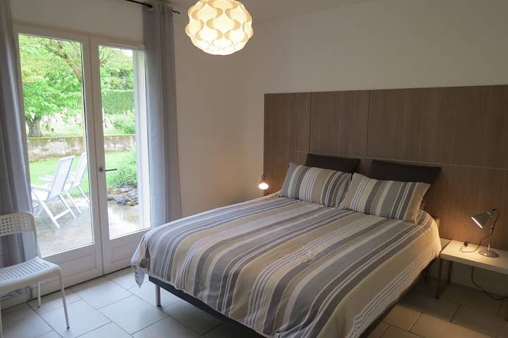 Location de vacances pour 4 personnes, avec terrasse et jardin à Paris-l'Hôpital - 2