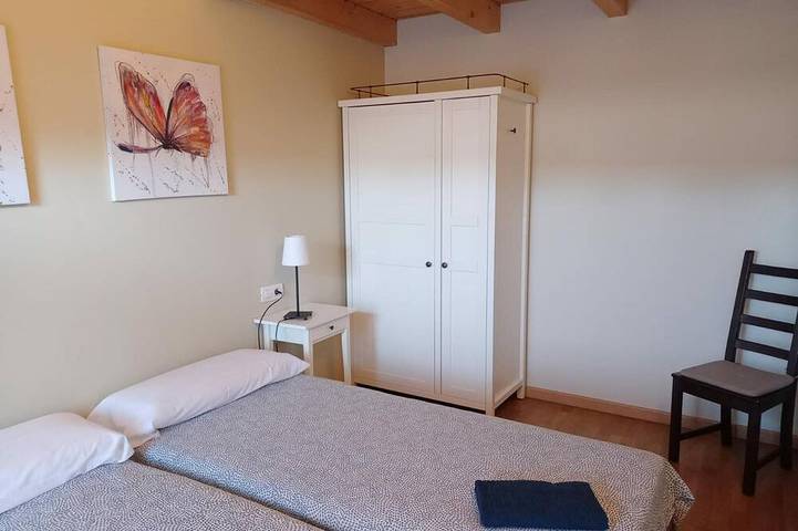 Gemütliches Ferienhaus für 8 Personen mit Patio und Garage in Villanúa in Villanúa, Aragonesische Pyrenäen