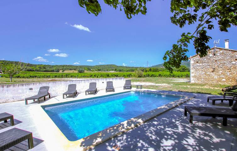 Holiday home for 12 people, with terrace and garden as well as pool - 1