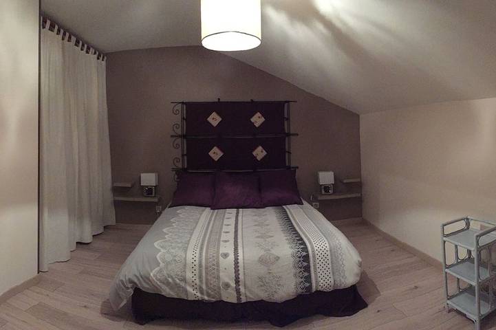 Welcome to the Gîte air du Temps spa available in summer in Haute-Marne