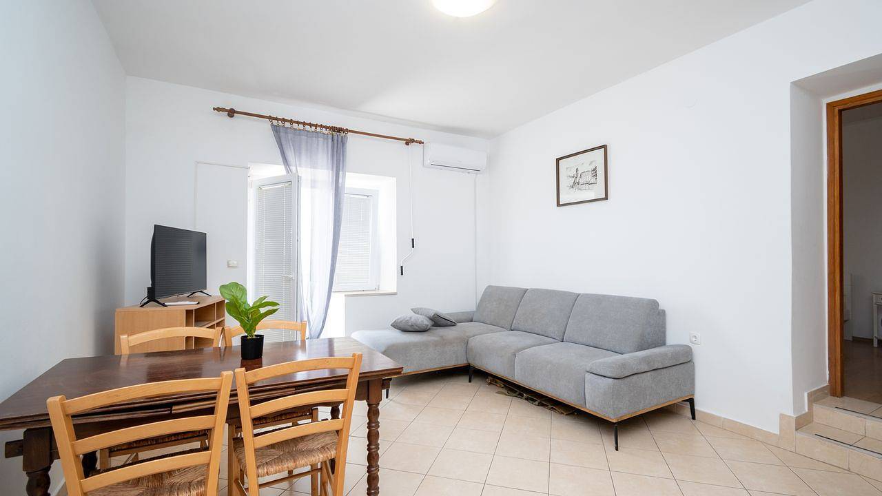 Ganze Ferienwohnung, Ferienwohnung für 4 Personen (48 m²) in Zubovići in Zubovići, Pag