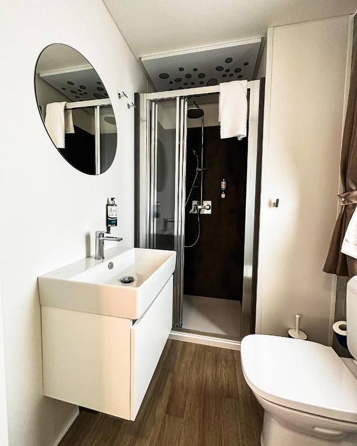 Location de vacances pour 4 personnes, avec vue et terrasse ainsi que jardin et vue sur le lac à Molina di Ledro - 4