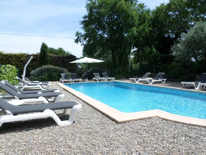 Hôtel pour 2 personnes, avec Terrasse ainsi que Jardin et Piscine