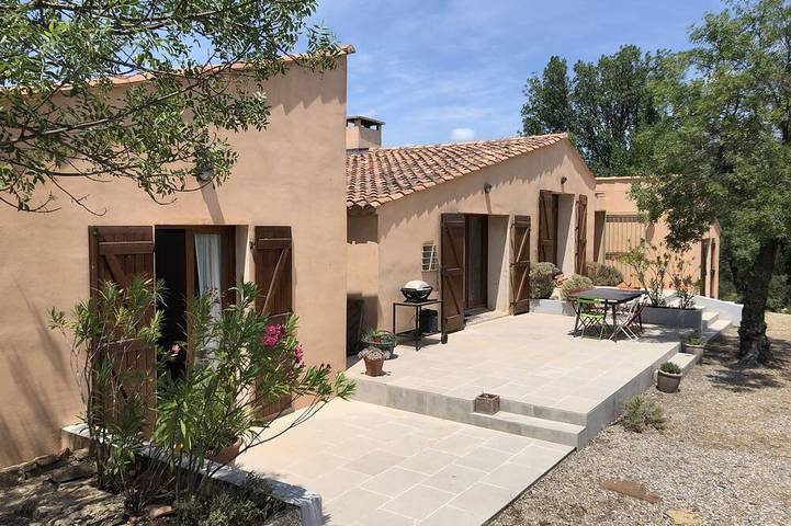 Villa für 9 Personen, mit Garten - 1