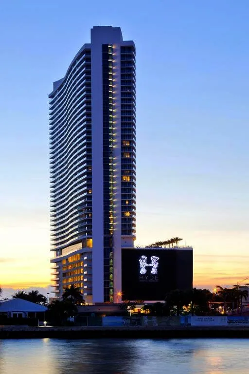 Apartamento de vacaciones para 14 personas, con jacuzzi y terraza además de piscina y sauna - 1