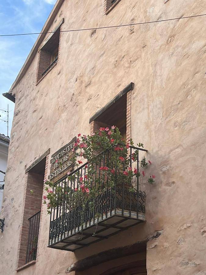 Casa rural para 12 personas, con Balcón además de Terraza y Vistas en Parc Natural de la Serra d'Espadà - 3