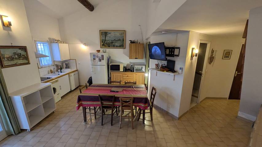 Gîte pour 6 personnes, avec balcon à Saintes-Maries-de-la-Mer - 2
