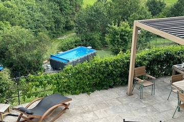 Gîte pour 6 personnes à Peyroules